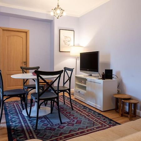 Studio City Center - Victoriei Square Букурещ Екстериор снимка